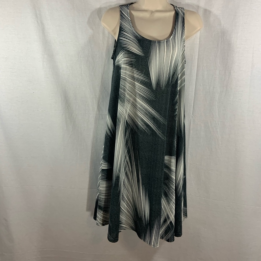 Pattern shift dress
